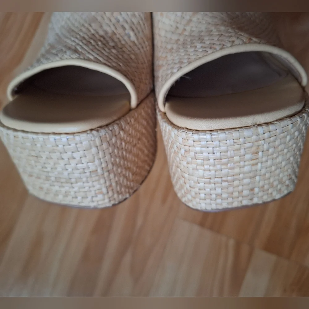 Coach Bobi Straw‎ Platform Sandals
